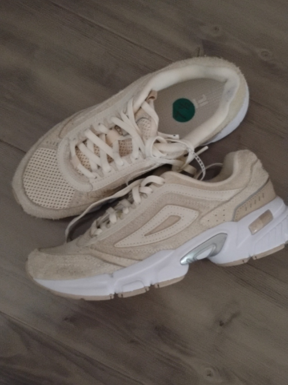 New FILA  SNEAKERS